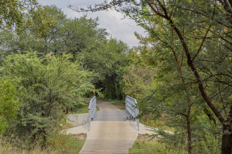 Geani Gold - Golf Cart Bridges
