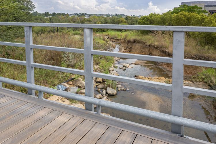 Geani Gold - Golf Cart Bridges