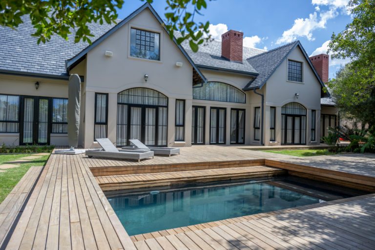 Introducing Geani Gold’s Automated Sliding Deck Pool Covers in George